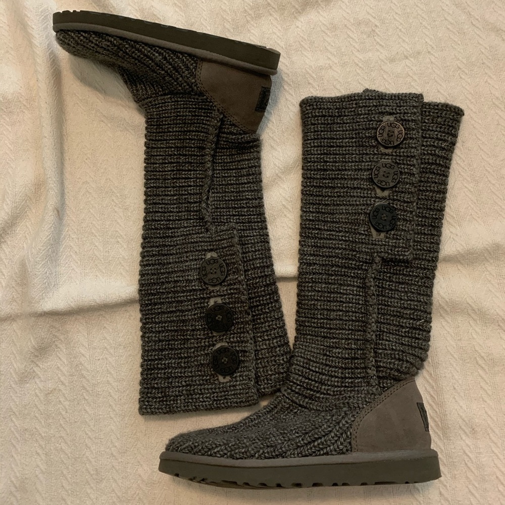 Classic knit ugg cardy boots